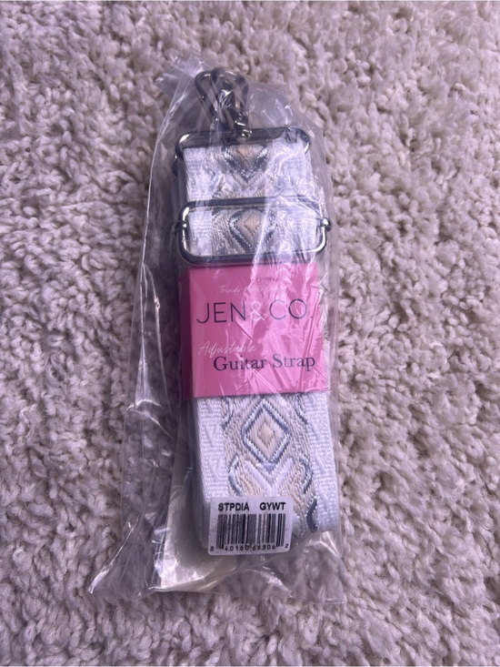 Jen & Co Handbags - JEN& CO GUITAR PURSE STRAP NIP